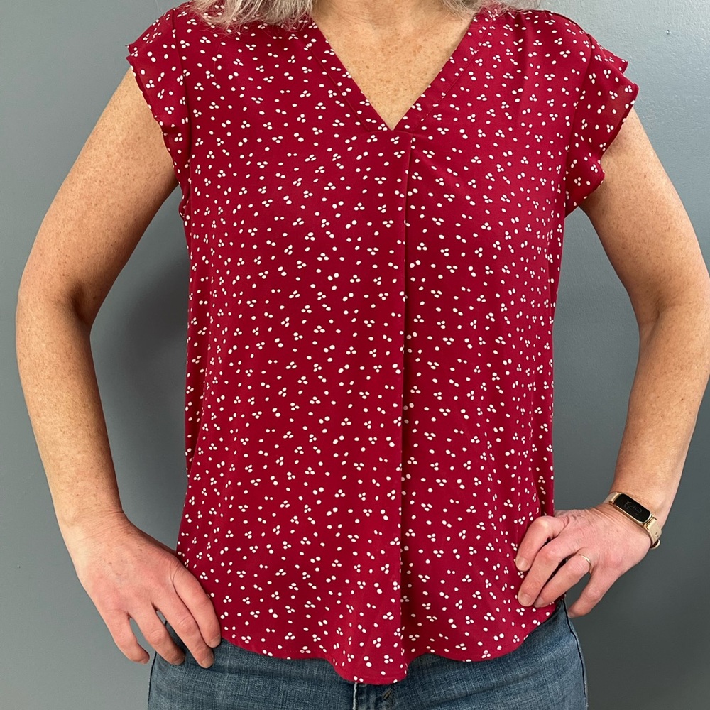 Fun 2 Fun Size M Cap Sleeve Blouse